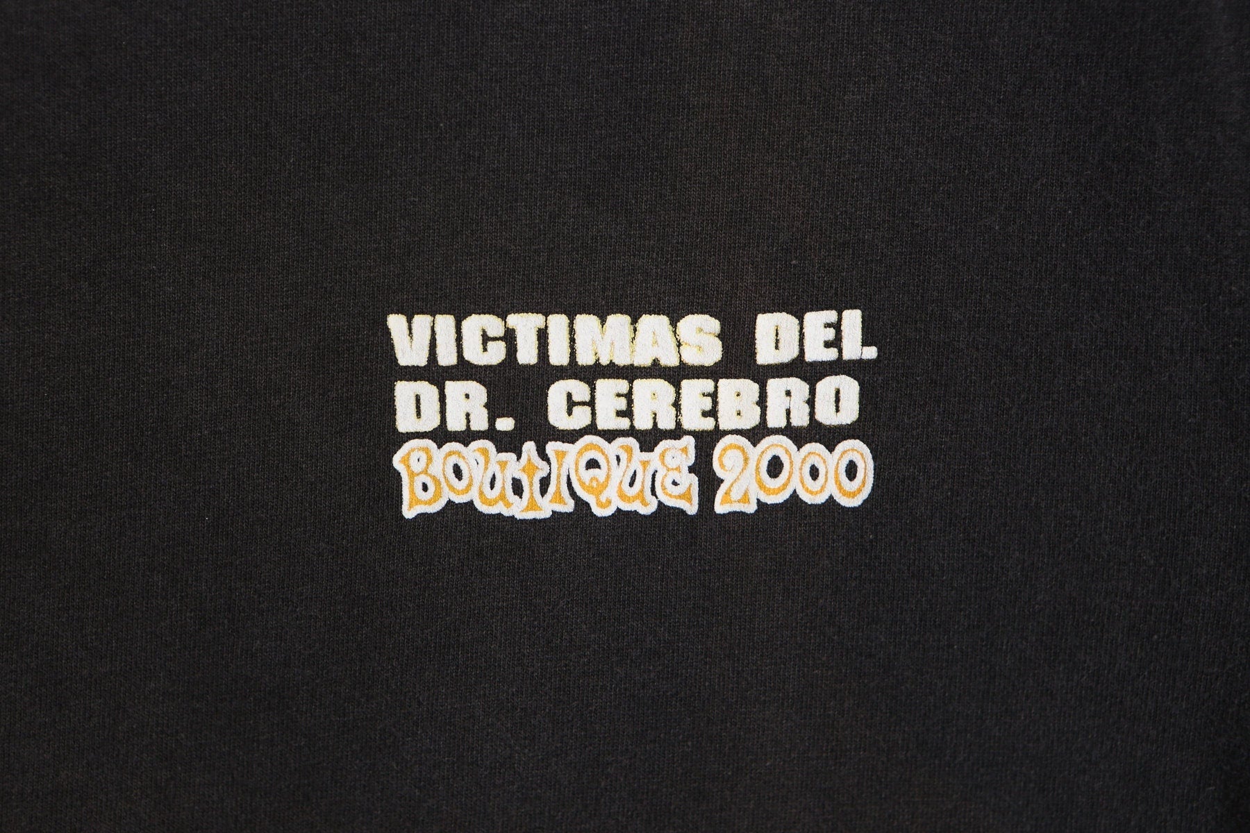 Y2K Boutique "Victimas del Doctor Cerebro" T-Shirt